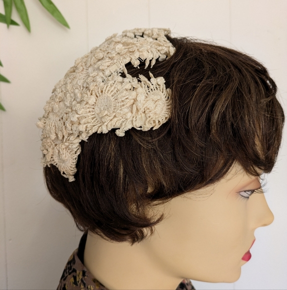 Vintage Lace Floral Headpiece | Unique Bridal or Formal Accessory - Picture 6 of 9